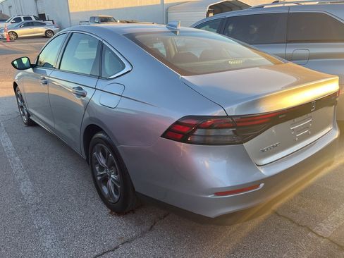 Used 2024 Honda Accord EX image 6