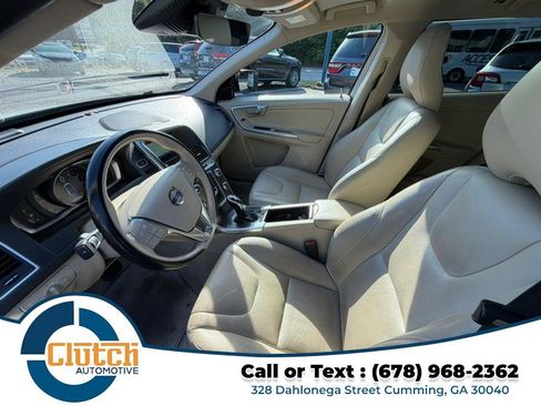Used 2016 Volvo XC60 T5 Platinum w/ Climate Package FWD image 14