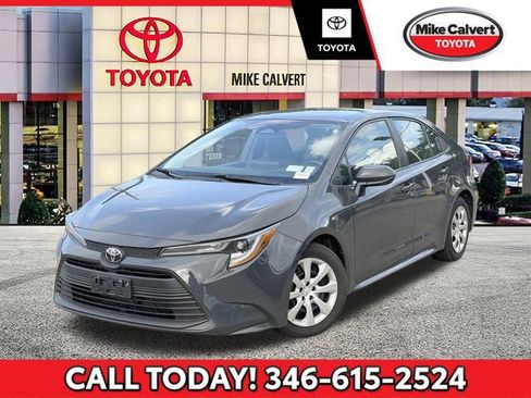 Used 2023 Toyota Corolla LE FWD image 1