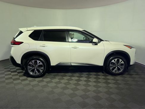 Certified 2023 Nissan Rogue SV w/ SV Premium B Package AWD/4WD image 8