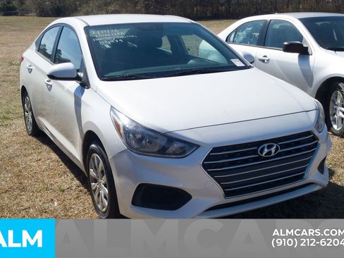 Used 2021 Hyundai Accent SE image 20