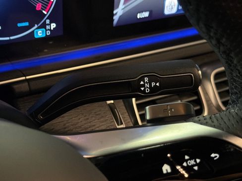 New 2026 Mercedes-Benz GLS 580 4MATIC image 21