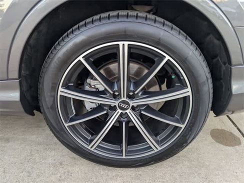 Used 2021 Audi Q7 3.0T Prestige w/ Prestige Package image 13