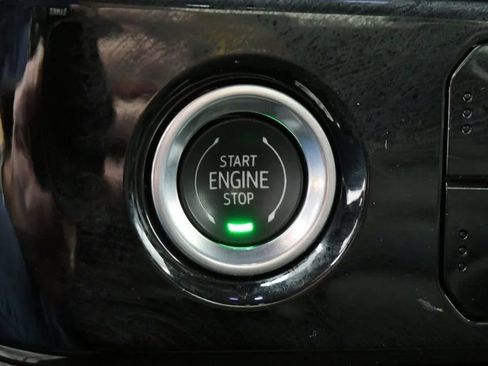 Used 2023 GMC Sierra 1500 SLT image 26