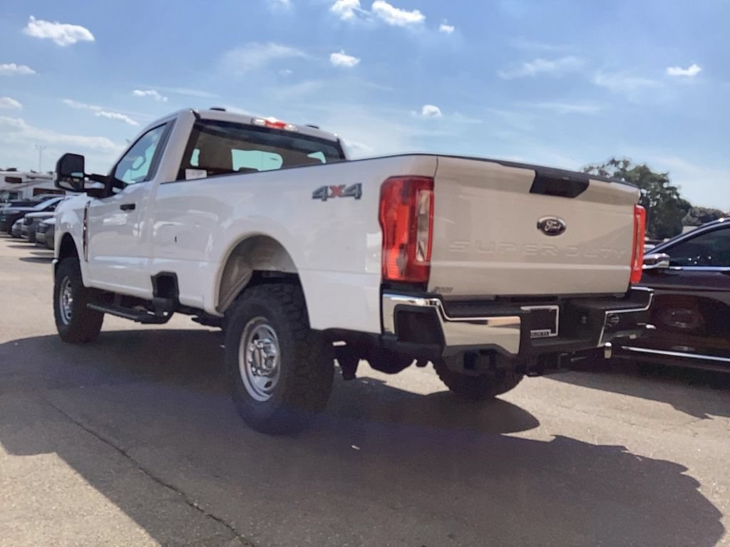 New 2026 Ford F350 XL w/ XL Off-Road Package AWD/4WD image 4
