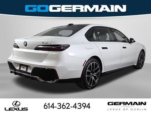 Used 2025 BMW 740i xDrive AWD/4WD image 7