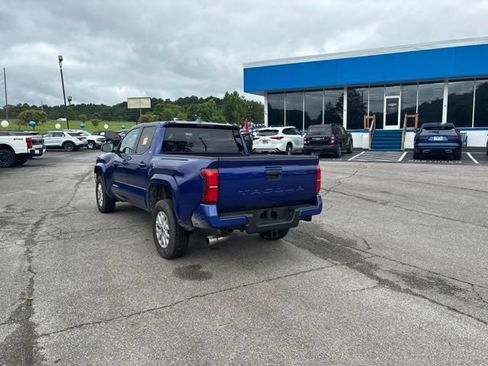 Used 2025 Toyota Tacoma SR5 RWD image 49