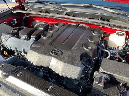 Used 2024 Toyota 4Runner TRD Off-Road Premium image 33