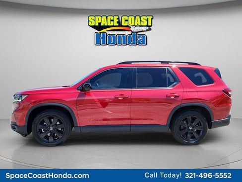 Certified 2025 Honda Pilot Black Edition image 6