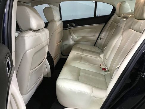 Used 2009 Lincoln MKS image 17