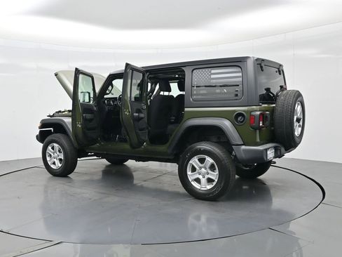 Used 2021 Jeep Wrangler Unlimited Sport image 39