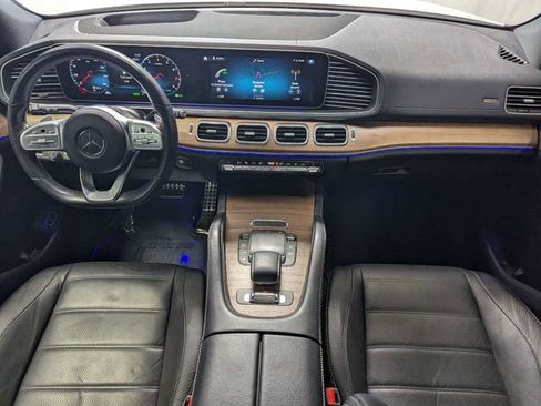 Used 2021 Mercedes-Benz GLS 580 4MATIC image 6