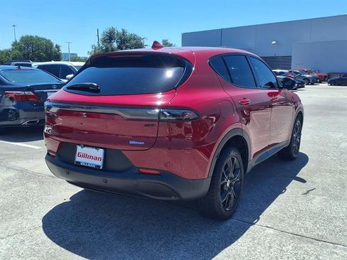 Used 2023 Dodge Hornet GT w/ GT Blacktop Package AWD/4WD image 9