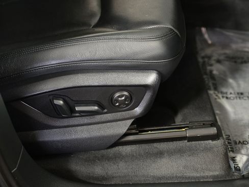 Used 2018 Audi Q7 3.0T Prestige image 10