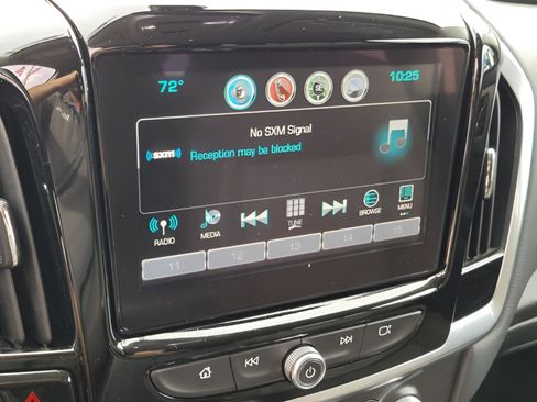 Used 2019 Chevrolet Traverse LT image 7