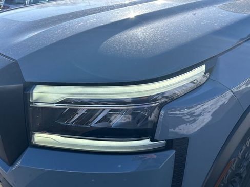 Certified 2023 Nissan Frontier PRO-4X w/ Pro Convenience Package image 7