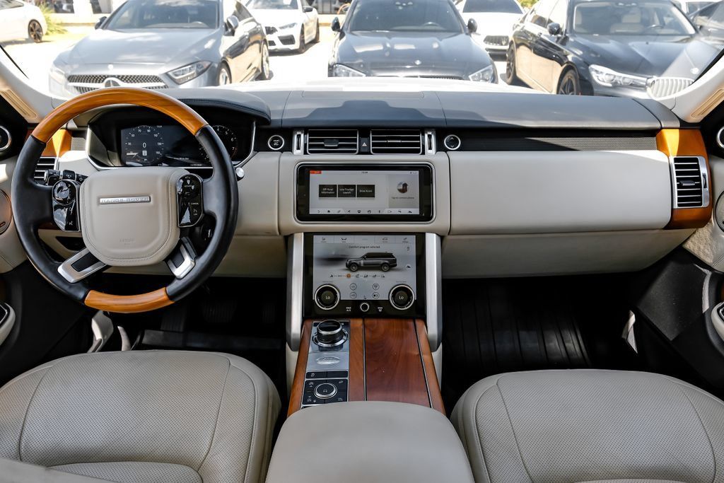Used 2019 Land Rover Range Rover HSE AWD/4WD image 12