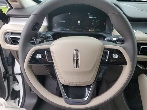 Certified 2023 Lincoln Aviator 2WD w/ Premium Package image 23