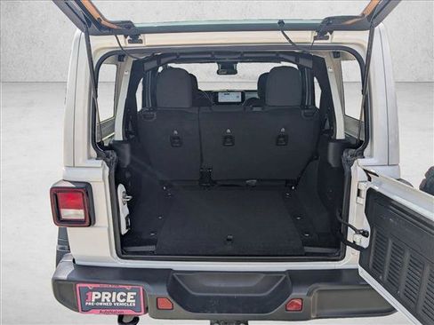 Used 2024 Jeep Wrangler Unlimited Sport AWD/4WD image 7