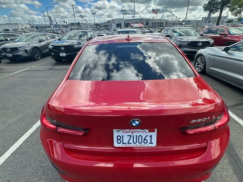 Used 2019 BMW 330i Sedan w/ Convenience Package image 12