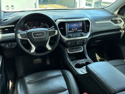 Used 2023 GMC Acadia SLT image 7