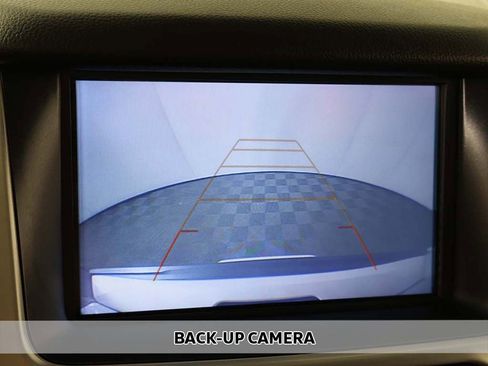 Used 2018 GMC Yukon SLT w/ Open Road Package image 7