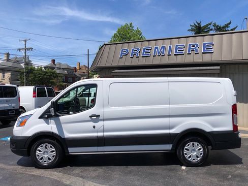 Used 2022 Ford Transit 150 Low Roof w/ Exterior Upgrade Package RWD image 4