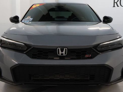Used 2025 Honda Civic Si image 2