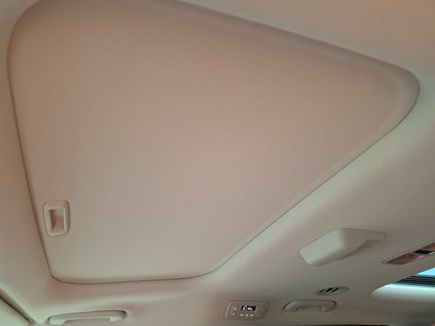 New 2027 Kia Carnival SX Prestige FWD image 25