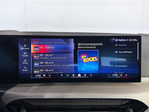 Certified 2025 BMW 430i w/ Premium Package image 22