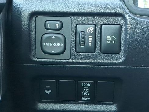 Used 2021 Toyota 4Runner Venture image 28