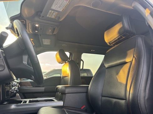 Used 2024 Ford F250 Lariat w/ Lariat Ultimate Package image 12