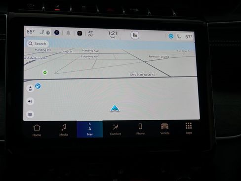 Used 2024 Jeep Grand Cherokee Limited w/ Black Appearance Package image 26