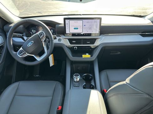 New 2026 Ford Explorer Active w/ Active Comfort Package image 14