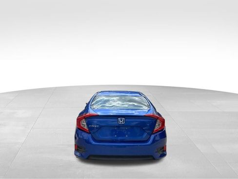 Used 2016 Honda Civic EX image 4