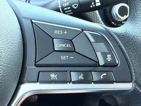 Certified 2024 Nissan Kicks SV FWD image 19