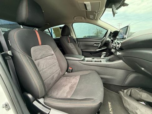 Used 2025 Nissan Sentra SR image 28