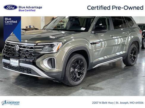 Used 2024 Volkswagen Atlas Peak Edition SEL AWD/4WD image 1