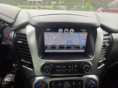 Used 2015 Chevrolet Suburban LTZ AWD/4WD image 23