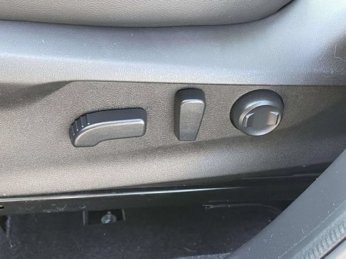 Used 2019 Subaru Forester Touring AWD/4WD image 7
