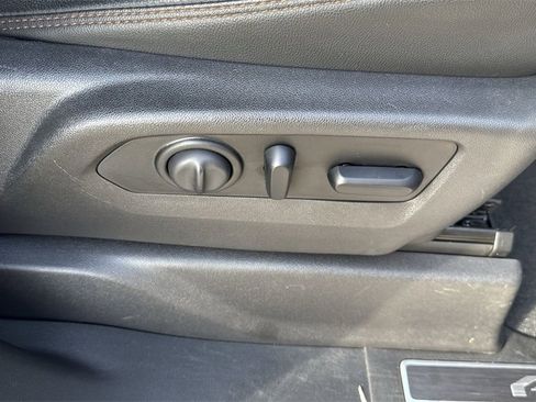 Used 2019 GMC Sierra 1500 AT4 w/ AT4 Premium Package image 46