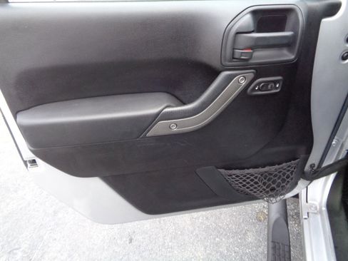 Used 2011 Jeep Wrangler Sport image 22