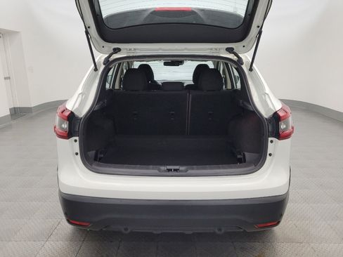 Used 2021 Nissan Rogue Sport S image 29