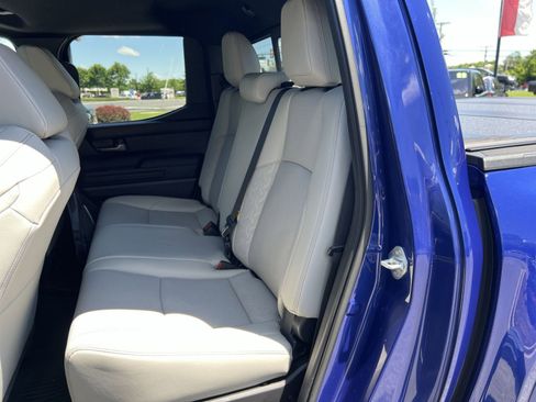 Used 2025 Toyota Tacoma Limited AWD/4WD image 24