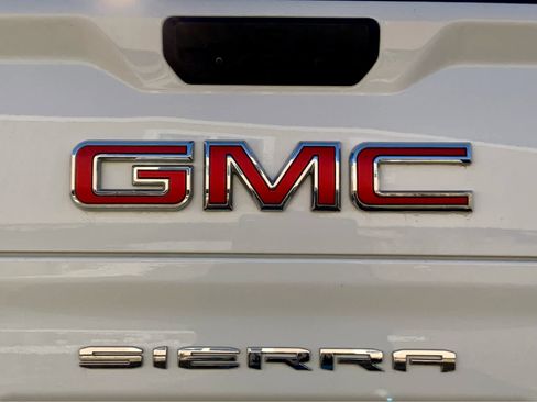 Used 2023 GMC Sierra 1500 Elevation image 21