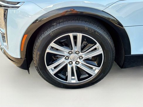 Used 2024 Cadillac Lyriq Tech RWD image 30