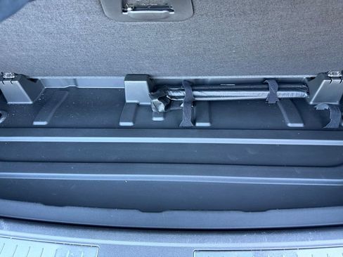 Used 2023 Chevrolet Tahoe Z71 w/ Z71 Off-Road Package image 42