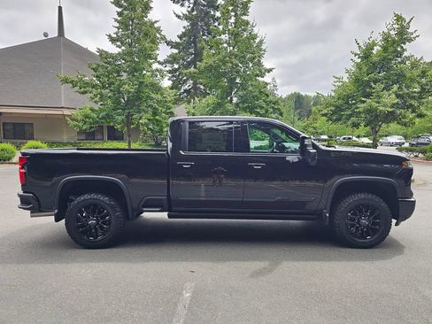 New 2026 Chevrolet Silverado 2500 High Country w/ Midnight Edition AWD/4WD image 6