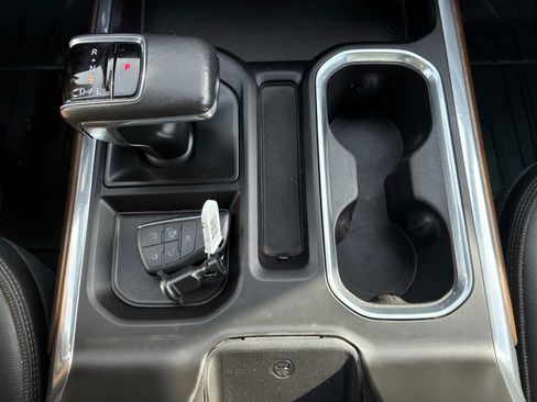 Certified 2022 Chevrolet Silverado 1500 High Country w/ High Country Premium Package image 16