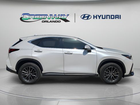 Used 2022 Lexus NX 350 AWD image 9